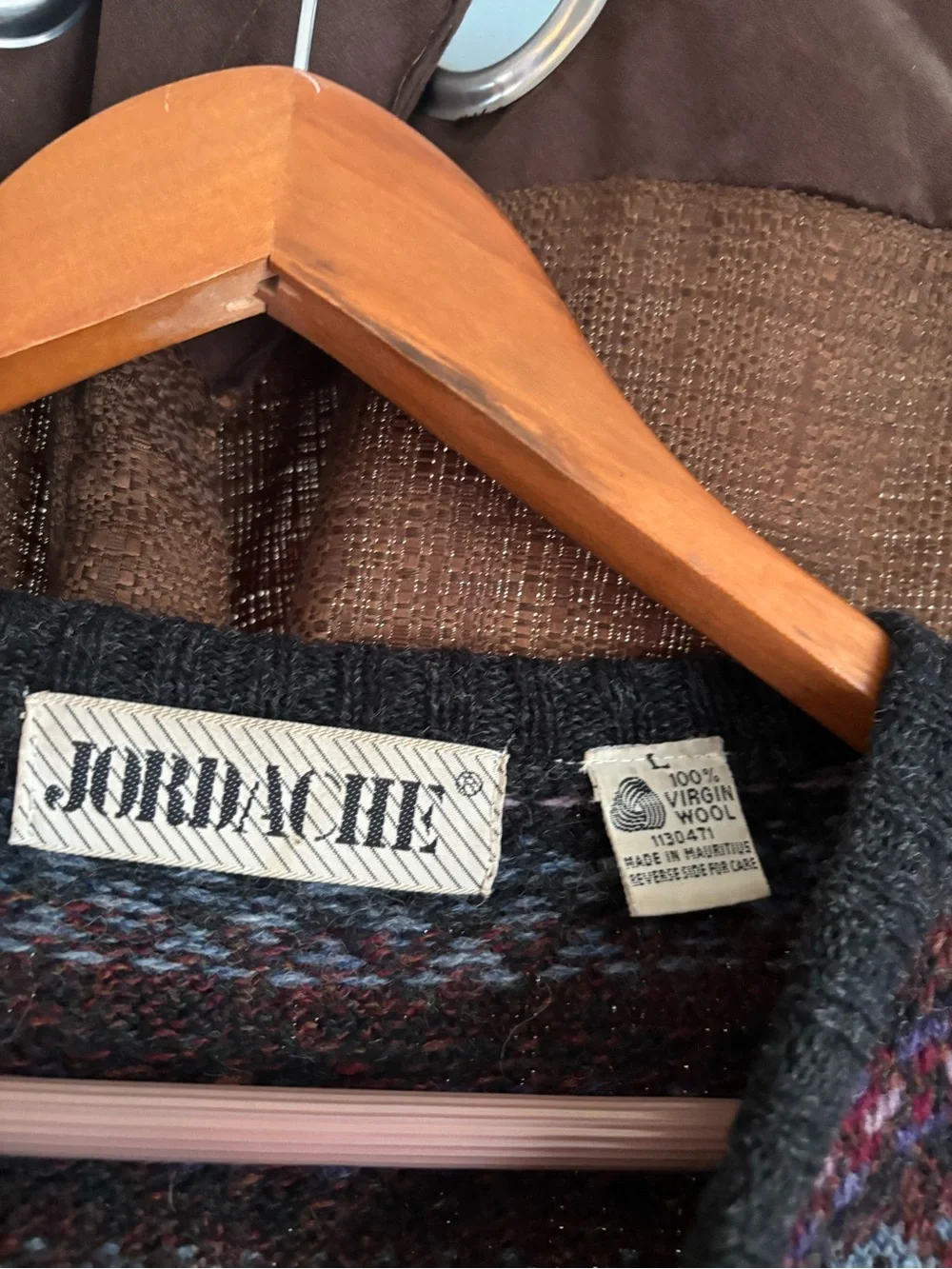 Jordache Men's 100% Virgin Wool Horizontal Stripe Crewneck Sweater